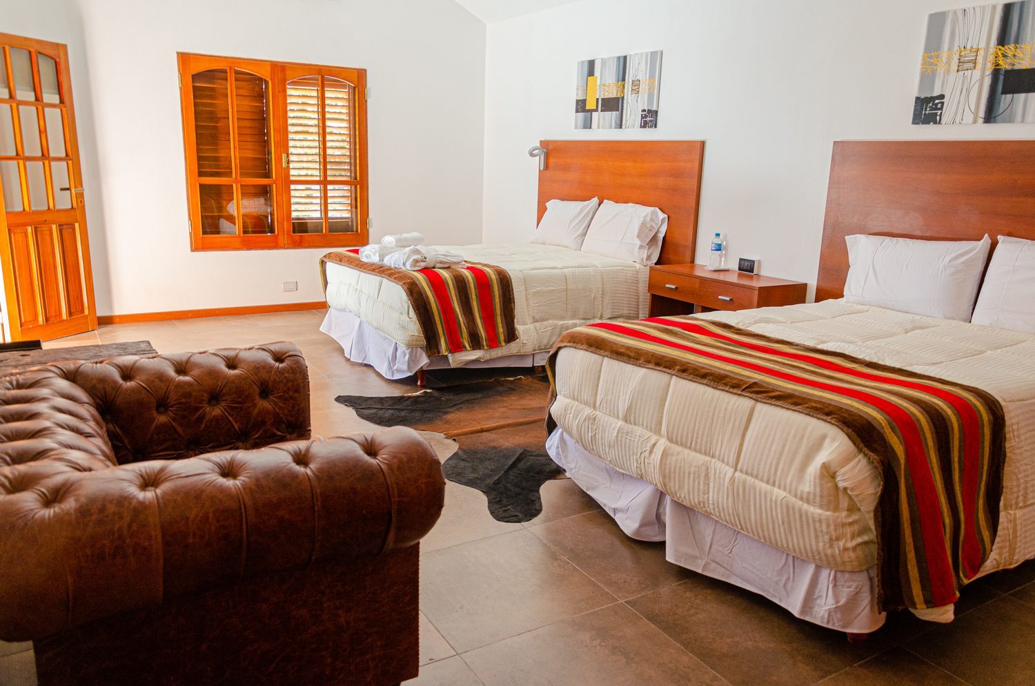 Guest bedroom